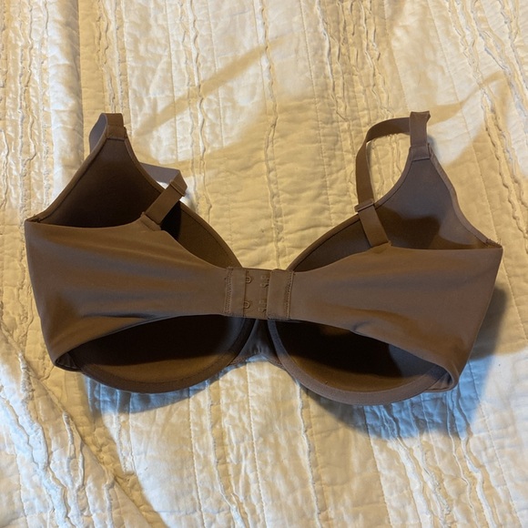 SKIMS Fits EverybodyTshirt Bra 34F - Picture 4 of 4